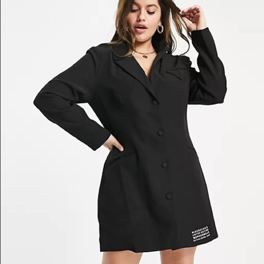 Missguided Tailored Blazer Dress in black